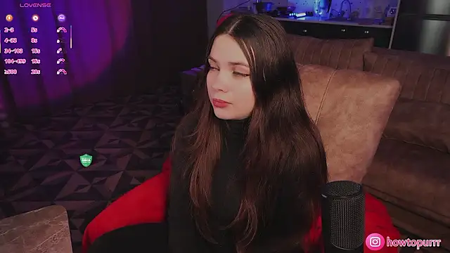 How2Meow online show from March 3, 5:20 pm