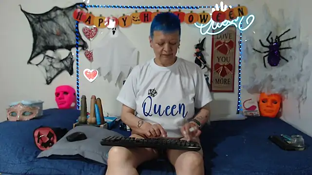 loquitaqueen011 online show from October 22, 3:55 pm
