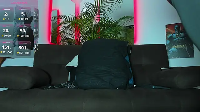 Snapshot of DantePierroo chatting on December 14, 10:56 am DantePierroo online show from December 14, 10:56 am