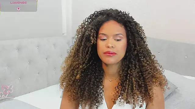 Amelia bss online show from February 12, 2:17 pm