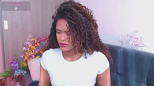 Amelia bss online show from September 17, 1:46 pm