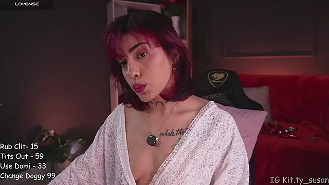 kitty pruu online show from March 18, 11:37 pm