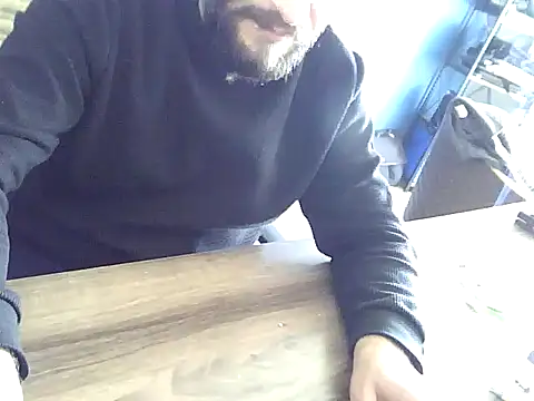 Snapshot of lordgam chatting on March 13, 10:47 am lordgam online show from March 13, 10:47 am