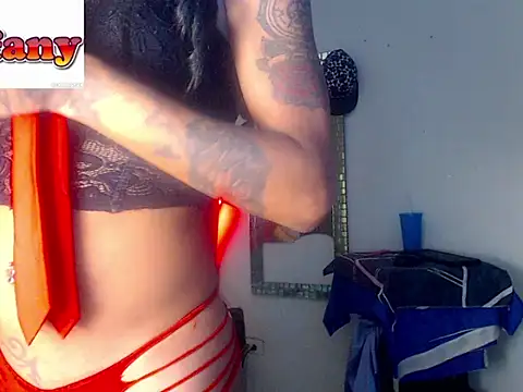 Snapshot of iris_goddessofthesky chatting on June 17, 12:00 am iris goddessofthesky online show from June 17, 12:00 am