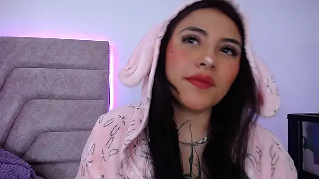 Jessica-Kraftt online show from February 25, 12:55 am