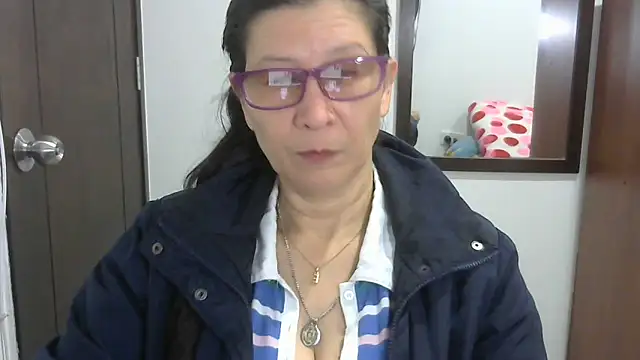 Snapshot of latin49 chatting on February 27, 5:07 am latin49 online show from February 27, 5:07 am