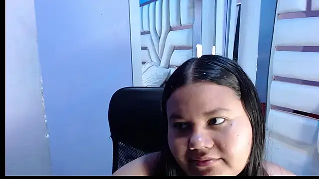 Snapshot of ValenTitis chatting on December 15, 8:47 pm ValenTitis online show from December 15, 8:47 pm