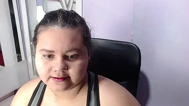 Snapshot of ValenTitis chatting on November 21, 8:52 pm ValenTitis online show from November 21, 8:52 pm