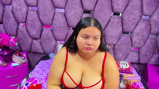 Snapshot of ValenTitis chatting on March 18, 10:58 pm ValenTitis online show from March 18, 10:58 pm