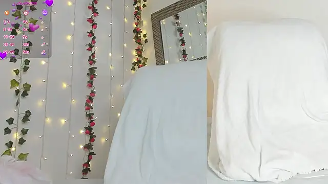 Snapshot of Soraya_Davis chatting on February 22, 9:22 am Soraya Davis online show from February 22, 9:22 am