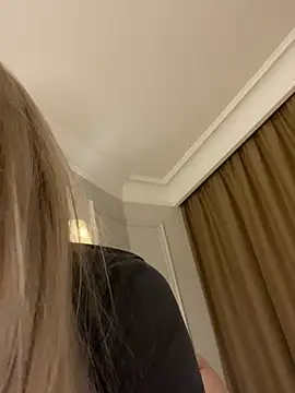 SophieBaley online show from February 15, 2:45 am