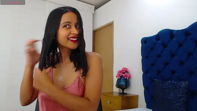 Lili666  online show from May 14, 3:25 am