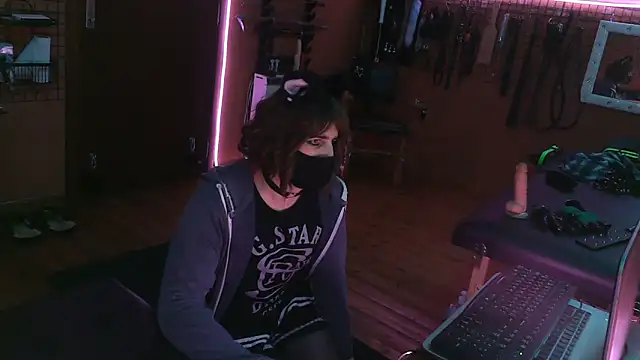 Ginny-the-bdsm-nympho online show from November 13, 6:01 pm