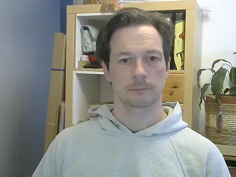 snowypaul11 online show from January 31, 7:39 am