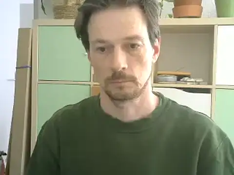 snowypaul11 online show from September 19, 8:29 am