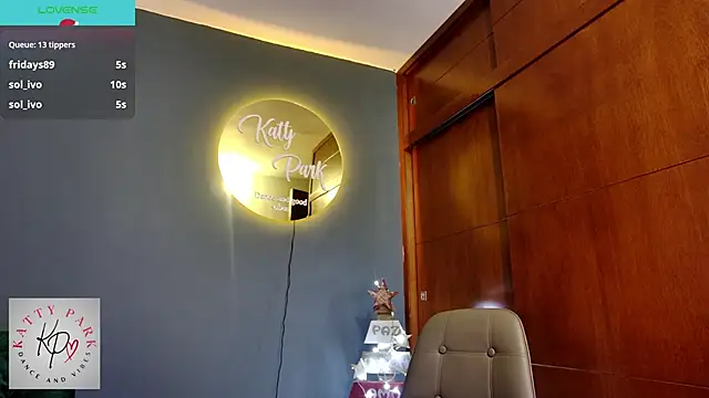 Snapshot of kattypark chatting on December 15, 7:02 am kattypark online show from December 15, 7:02 am