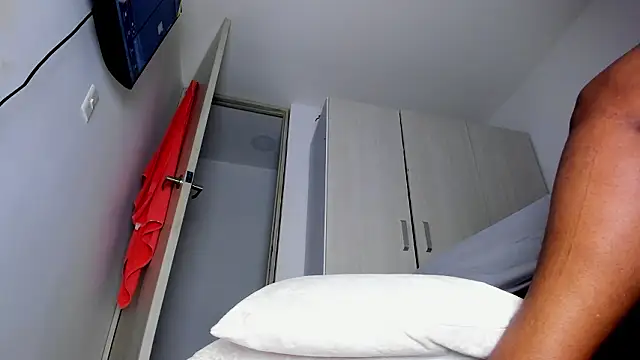 Skarleth69 online show from March 10, 12:09 pm