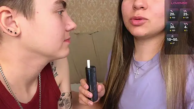 twobabesweet online show from October 2, 5:22 am