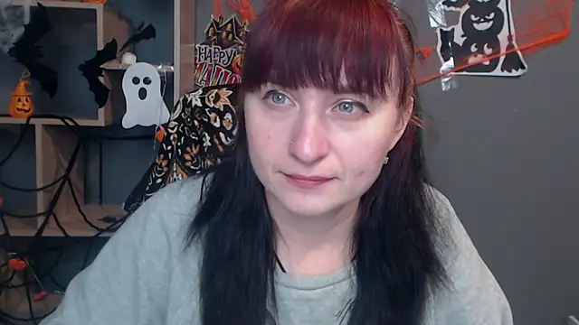 NinaFlawlees online show from October 20, 12:06 pm