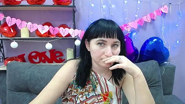 NinaFlawlees online show from February 15, 10:21 pm