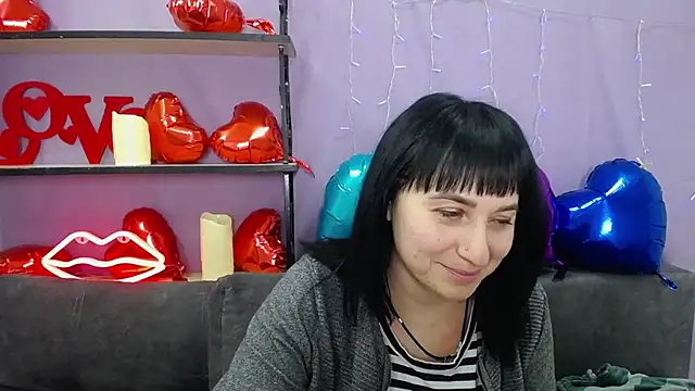 NinaFlawlees online show from March 2, 1:37 am