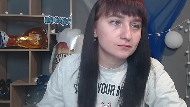 NinaFlawlees online show from October 2, 12:08 pm