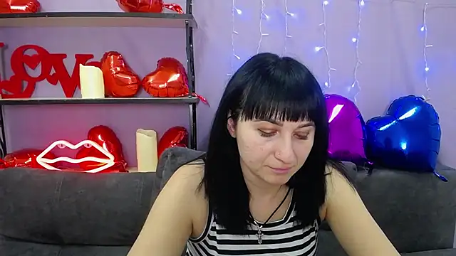 NinaFlawlees online show from March 1, 10:31 pm