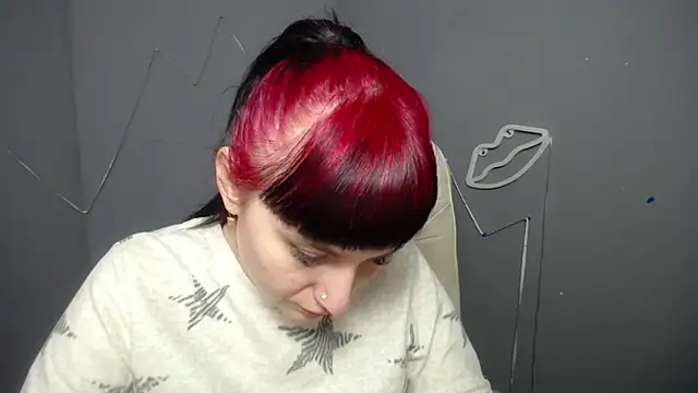 NinaFlawlees online show from March 26, 6:44 am