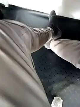 robinsan1010 online show from March 10, 9:56 am