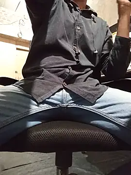 robinsan1010 online show from June 26, 4:24 pm