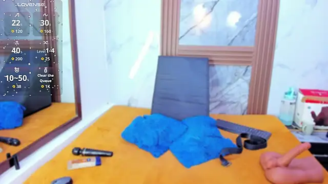 HannyMansonh online show from November 1, 3:35 am