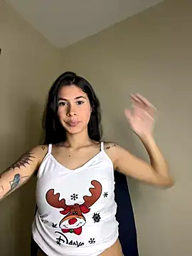 Snapshot of alia_bashar chatting on September 27, 12:50 am alia bashar online show from September 27, 12:50 am