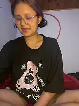 Snapshot of Hathorlove chatting on March 12, 8:08 am Hathorlove online show from March 12, 8:08 am