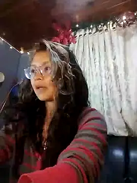 Snapshot of Hathorlove chatting on December 23, 2:56 am Hathorlove online show from December 23, 2:56 am