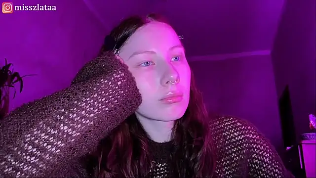 Snapshot of elfess chatting on December 5, 2:48 pm elfess online show from December 5, 2:48 pm