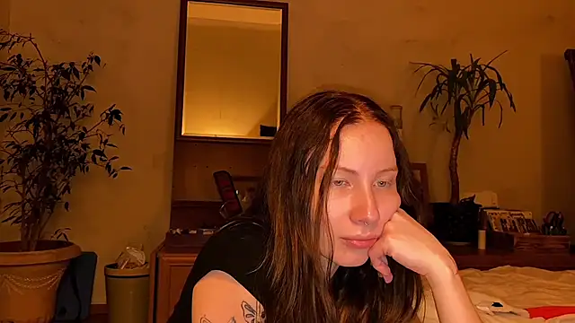 Snapshot of elfess chatting on October 7, 7:37 pm elfess online show from October 7, 7:37 pm