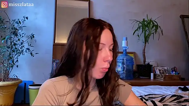 Snapshot of elfess chatting on November 5, 9:45 am elfess online show from November 5, 9:45 am