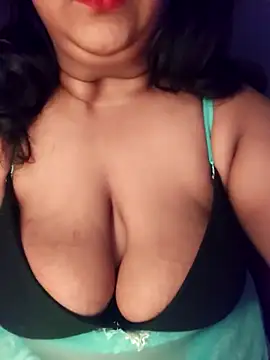 Snapshot of sassy_horny chatting on February 27, 10:20 pm sassy horny online show from February 27, 10:20 pm