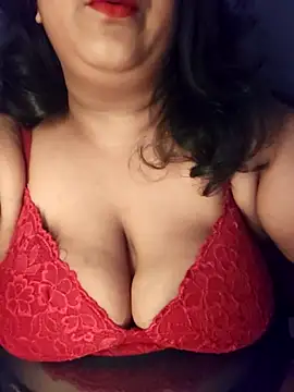 Snapshot of sassy_horny chatting on March 18, 3:33 pm sassy horny online show from March 18, 3:33 pm