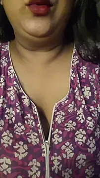 Snapshot of sassy_horny chatting on September 24, 11:21 pm sassy horny online show from September 24, 11:21 pm
