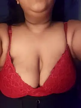 Snapshot of sassy_horny chatting on February 7, 8:53 pm sassy horny online show from February 7, 8:53 pm