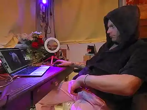 Snapshot of rexflexxx chatting on November 19, 6:52 pm rexflexxx online show from November 19, 6:52 pm