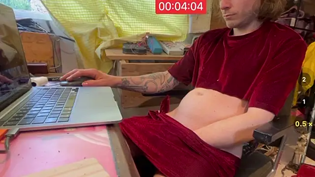 Snapshot of rexflexxx chatting on September 27, 8:20 am rexflexxx online show from September 27, 8:20 am