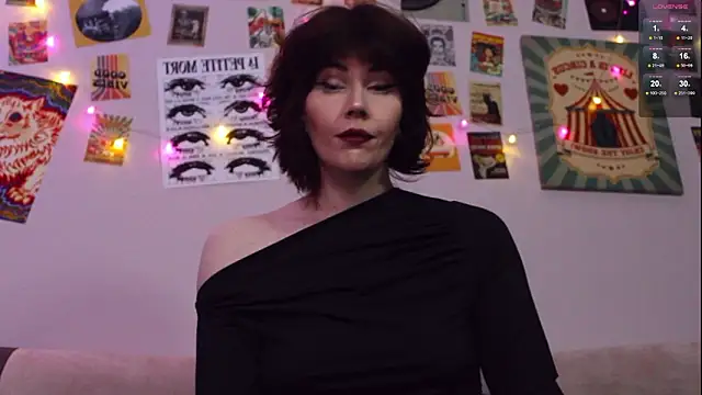 Luna Blake online show from March 22, 12:18 pm