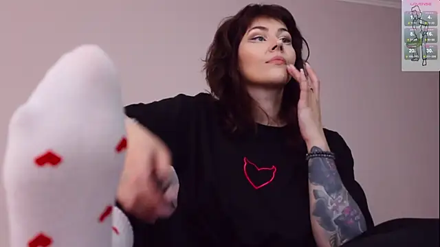 Luna Blake online show from September 19, 9:46 am