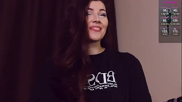 Luna Blake online show from February 13, 10:33 pm