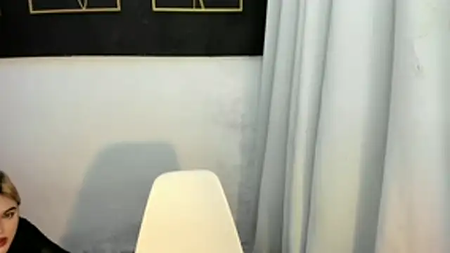 hotstellacumxxx online show from December 2, 8:21 pm