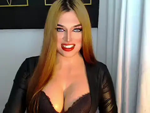 Snapshot of hotstellacumxxx chatting on December 19, 10:02 am hotstellacumxxx online show from December 19, 10:02 am