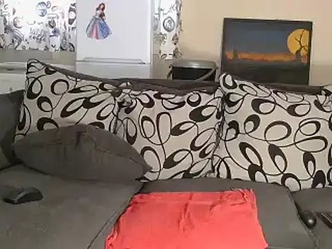 Snapshot of DollyPerryXX chatting on January 18, 8:31 am DollyPerryXX online show from January 18, 8:31 am