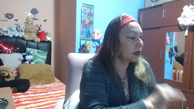 Snapshot of milfeddy_ chatting on March 22, 8:37 pm milfeddy online show from March 22, 8:37 pm
